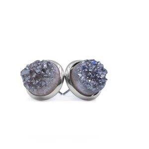 NWT Kinsley Armelle Silver Stormy Quartz Stud Earrings